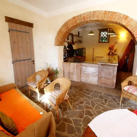With Swimming Pool, Private Terrace Overlooking Pool Holiday home *