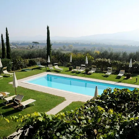 With Swimming Pool, Private Terrace Overlooking Pool Castiglione del Lago